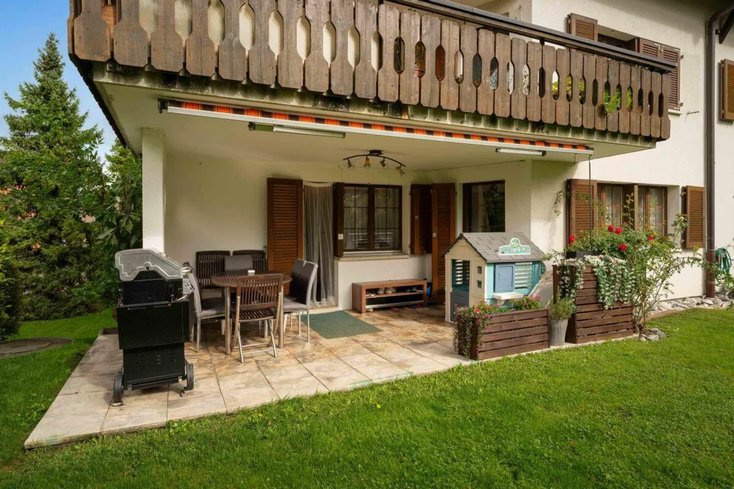 APPARTAMENTO GIARDINO 3.5 STANZE - Foto 2 di 15