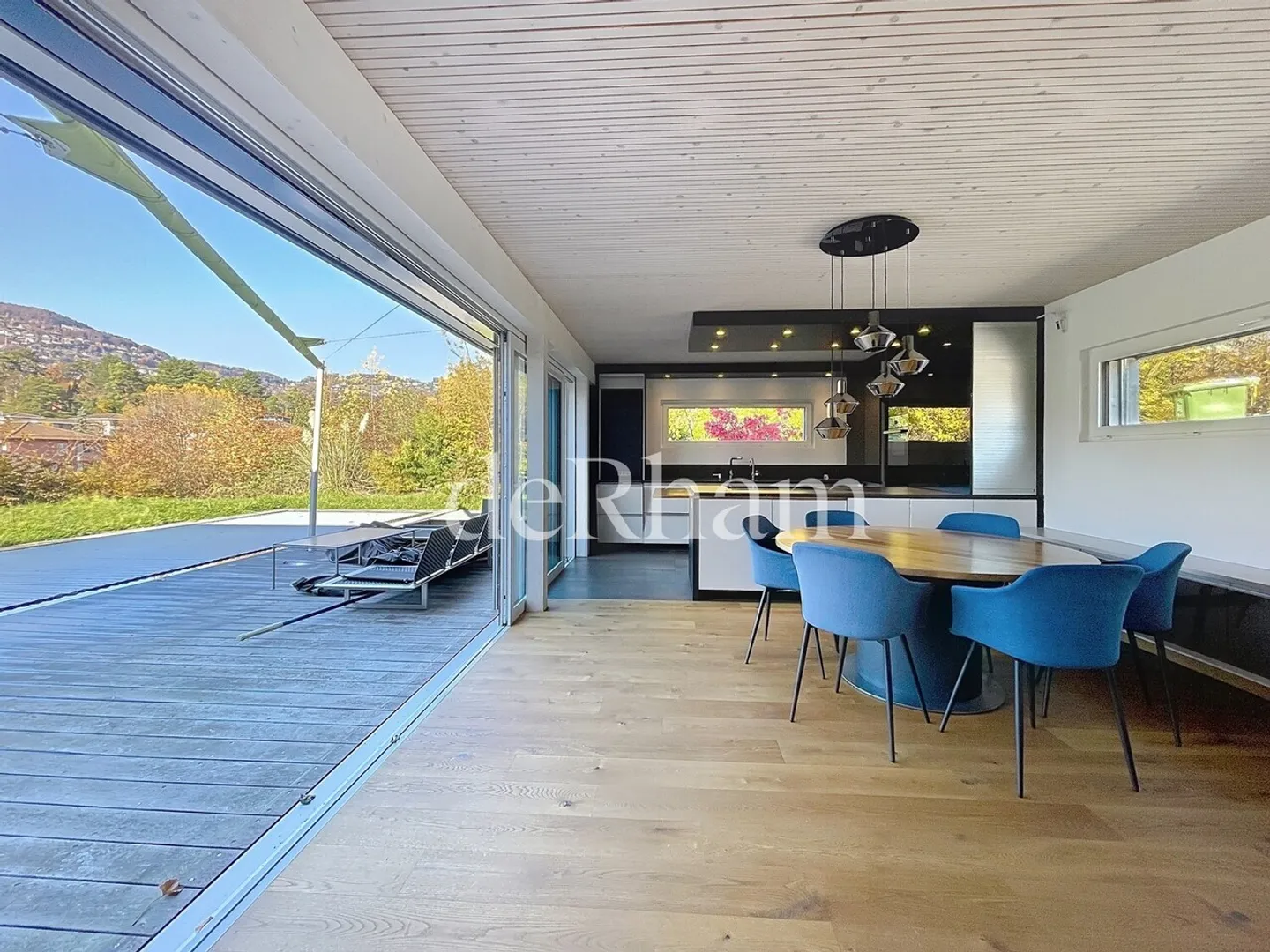 Villa de 5 pièces à louer à Vevey avec jardin et piscine! - Foto 3 von 13