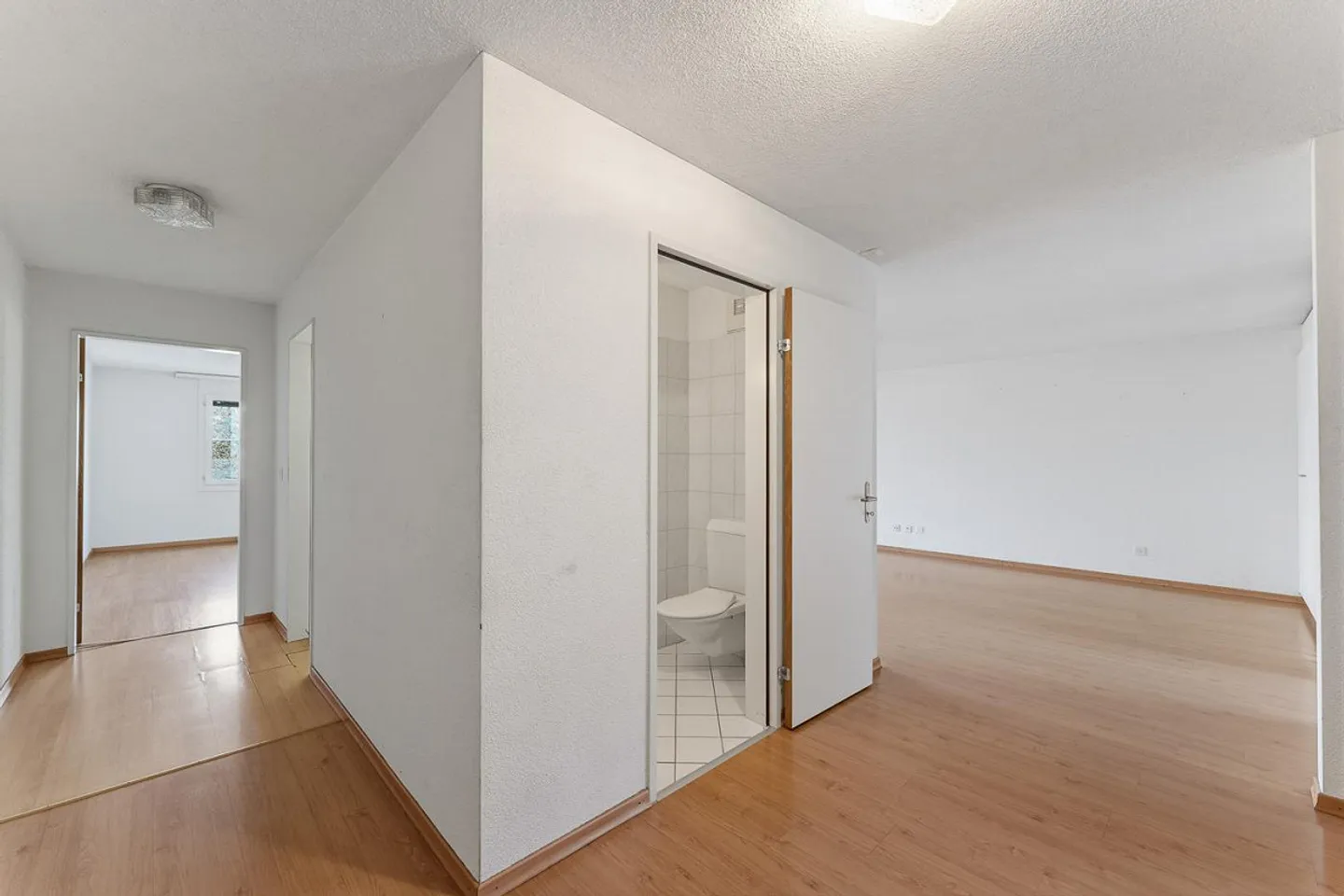 3.5-room apartment with potential in a good location in Cham - Photo 7 of 17