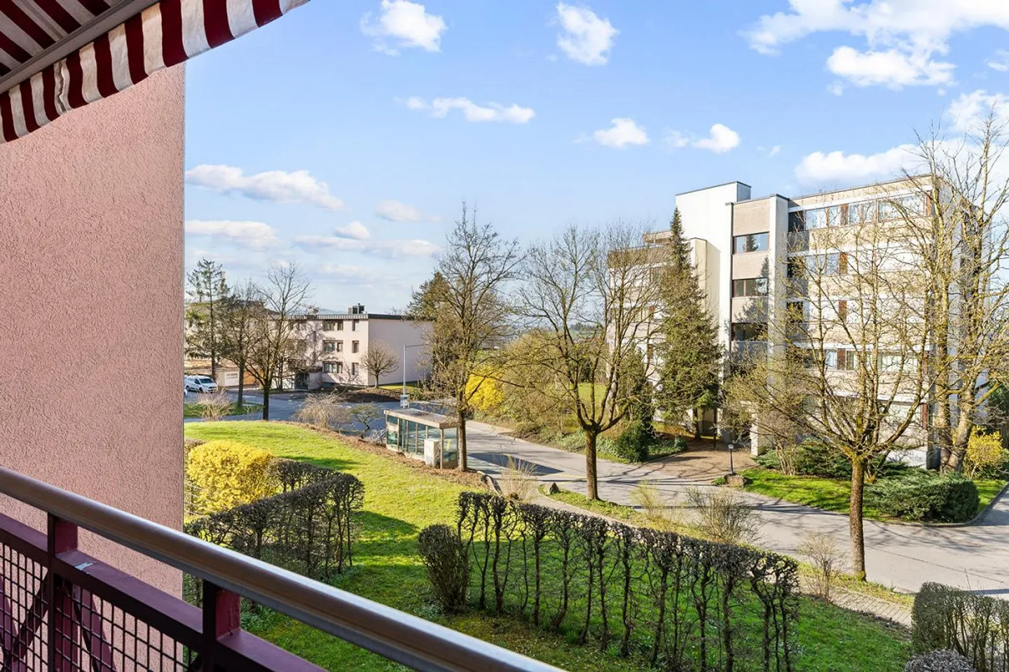 3.5-room apartment with potential in a good location in Cham - Photo 11 of 17