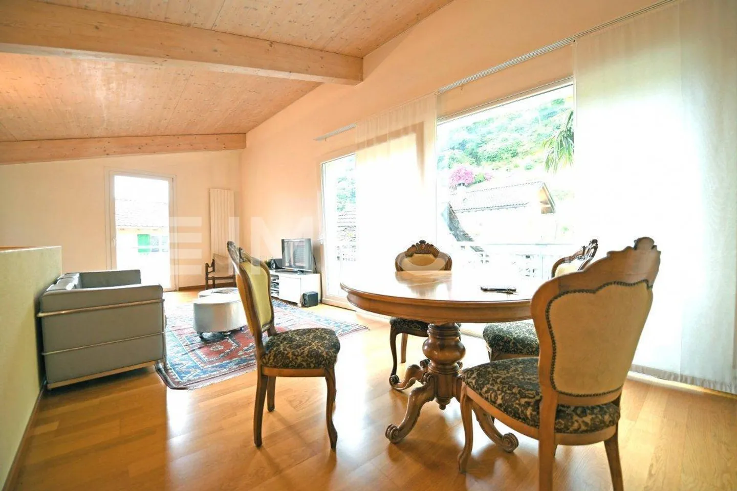 Single house for sale - Photo 2 of 5