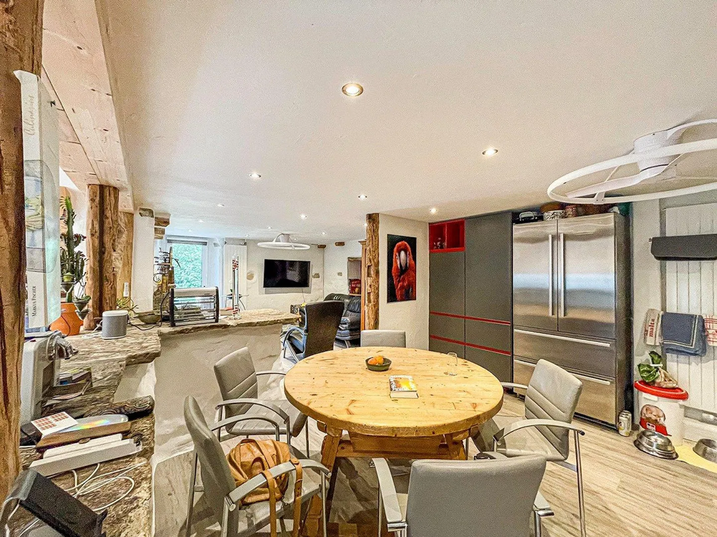 Casa unifamiliare con appartamento mansardato separato - Foto 7 di 13