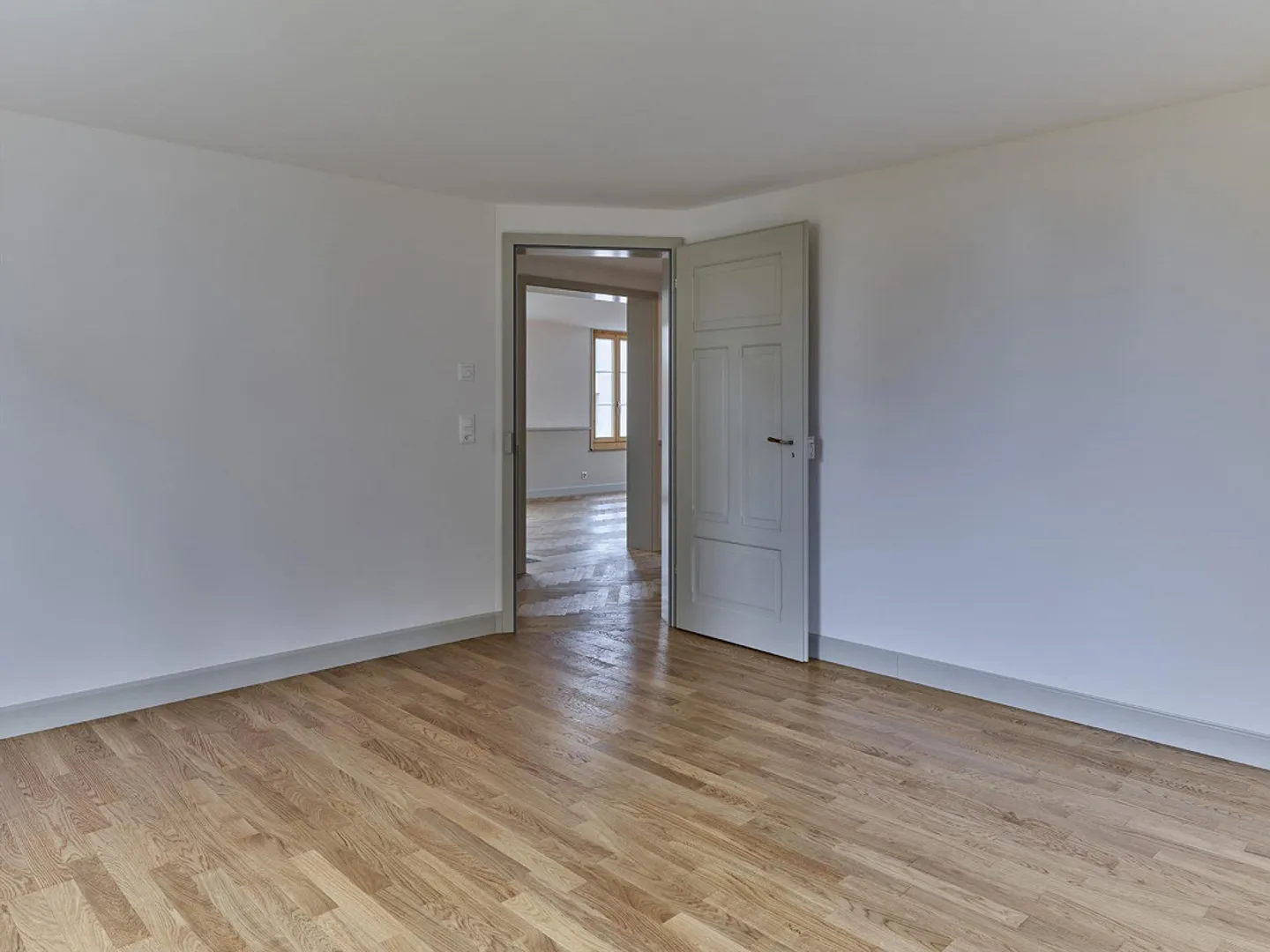 Traumwohnung - auf Wunsch mit Gartenanteil - Foto 9 von 12