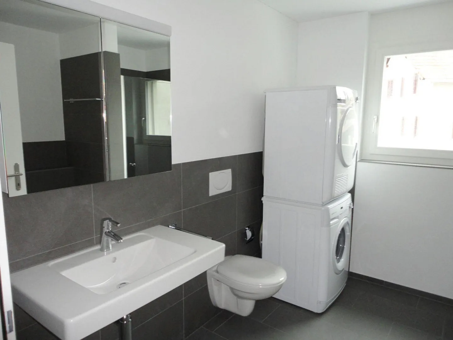Modernes Apartment mit traumhaftem Blick - Foto 3 von 10