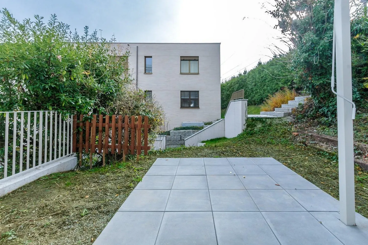Ihr neues Zuhause mit atemberaubender Seesicht und Badeplatz - Photo 6 of 10