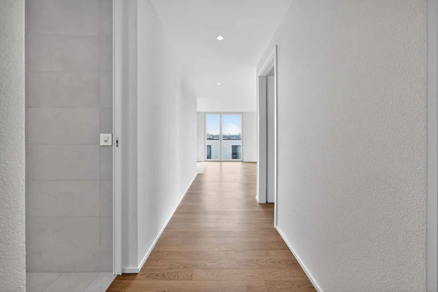 Apartment for rent - Photo 5 of 9