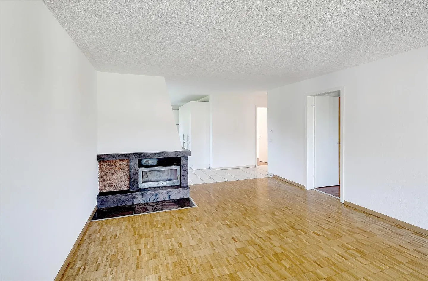 Gemütliche Wohnung mit Balkon - Foto 4 von 11