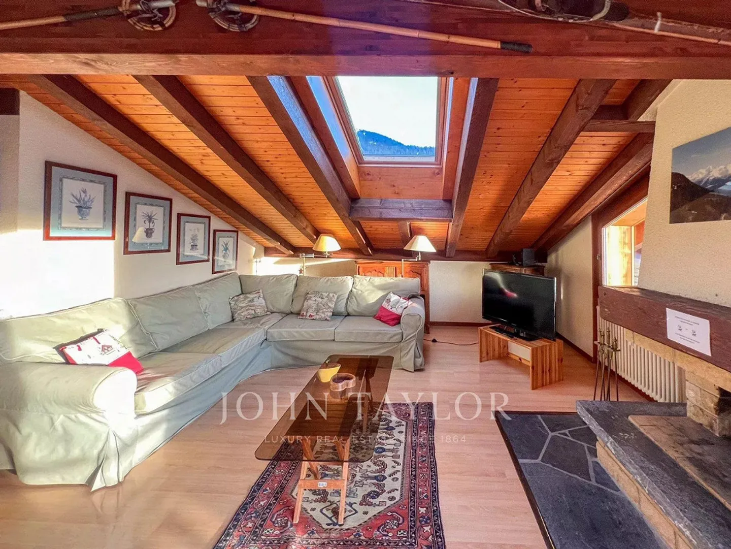 Appartamento alpino con 3 camere da letto - Foto 2 di 13