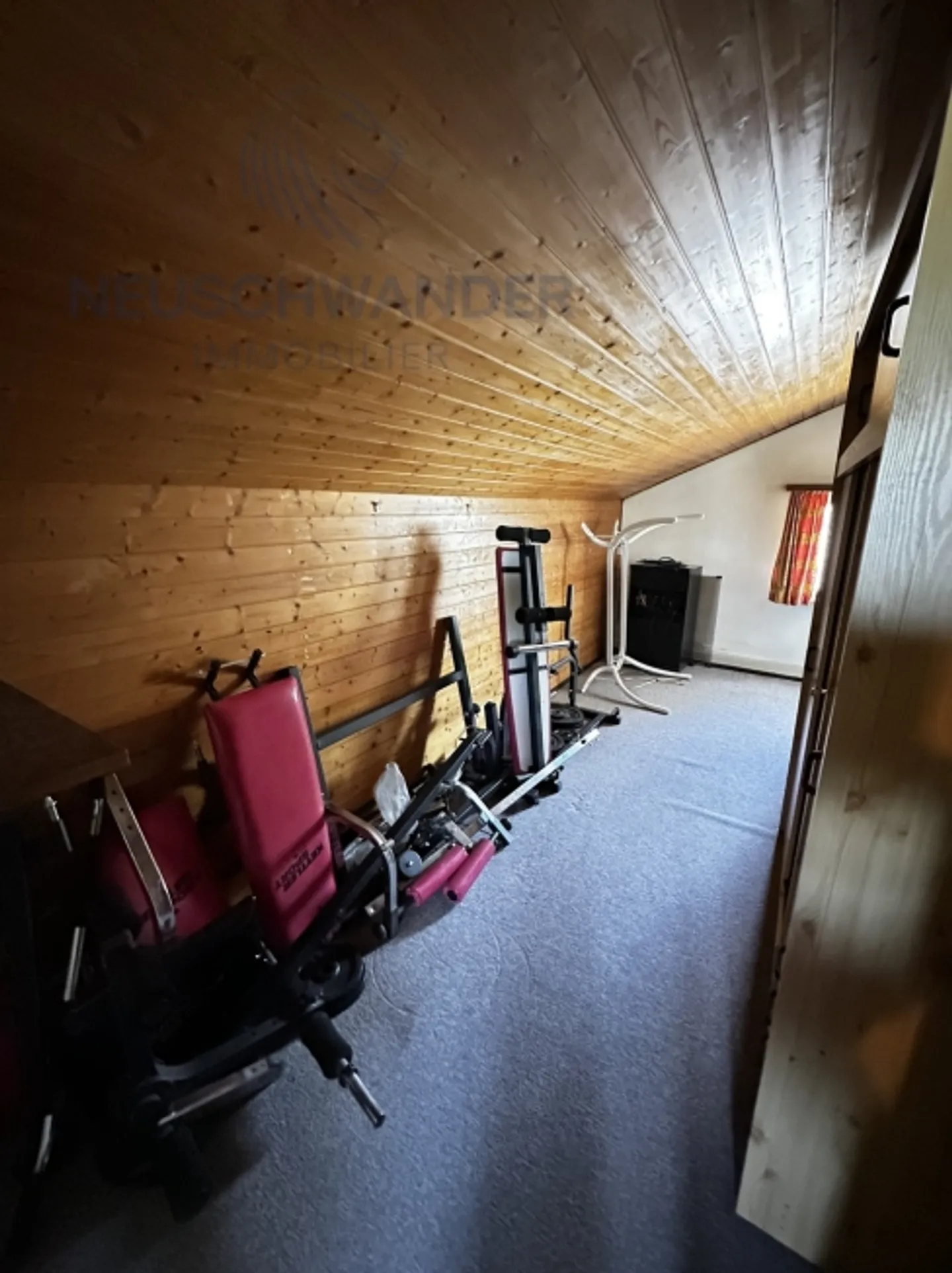 Bel potenziale terreno alberato, laboratorio, garage - Posizione ideale - Foto 14 di 20