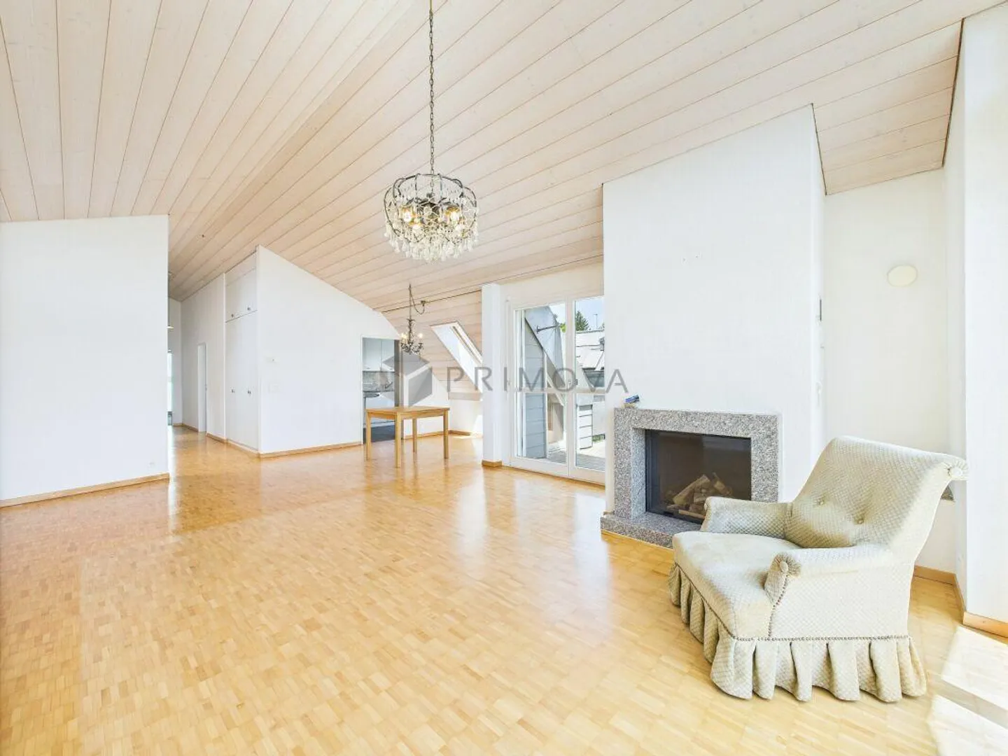Attic with unobstructed view seeks owner with courage for new things! - Photo 2 of 11