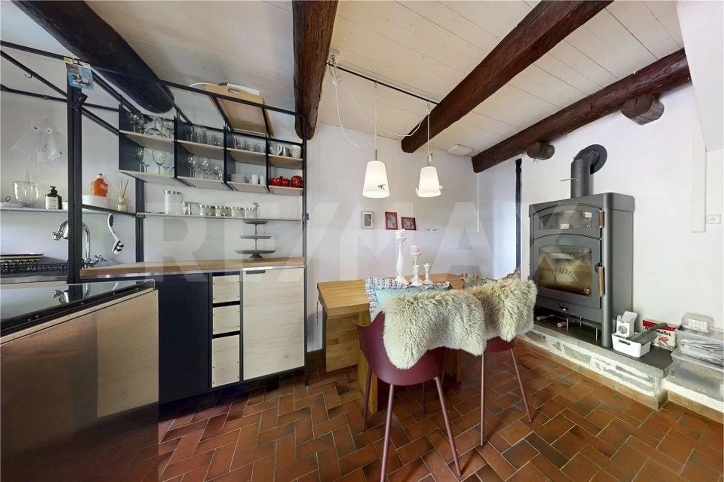 Rustic immersed in nature - Photo 9 of 13