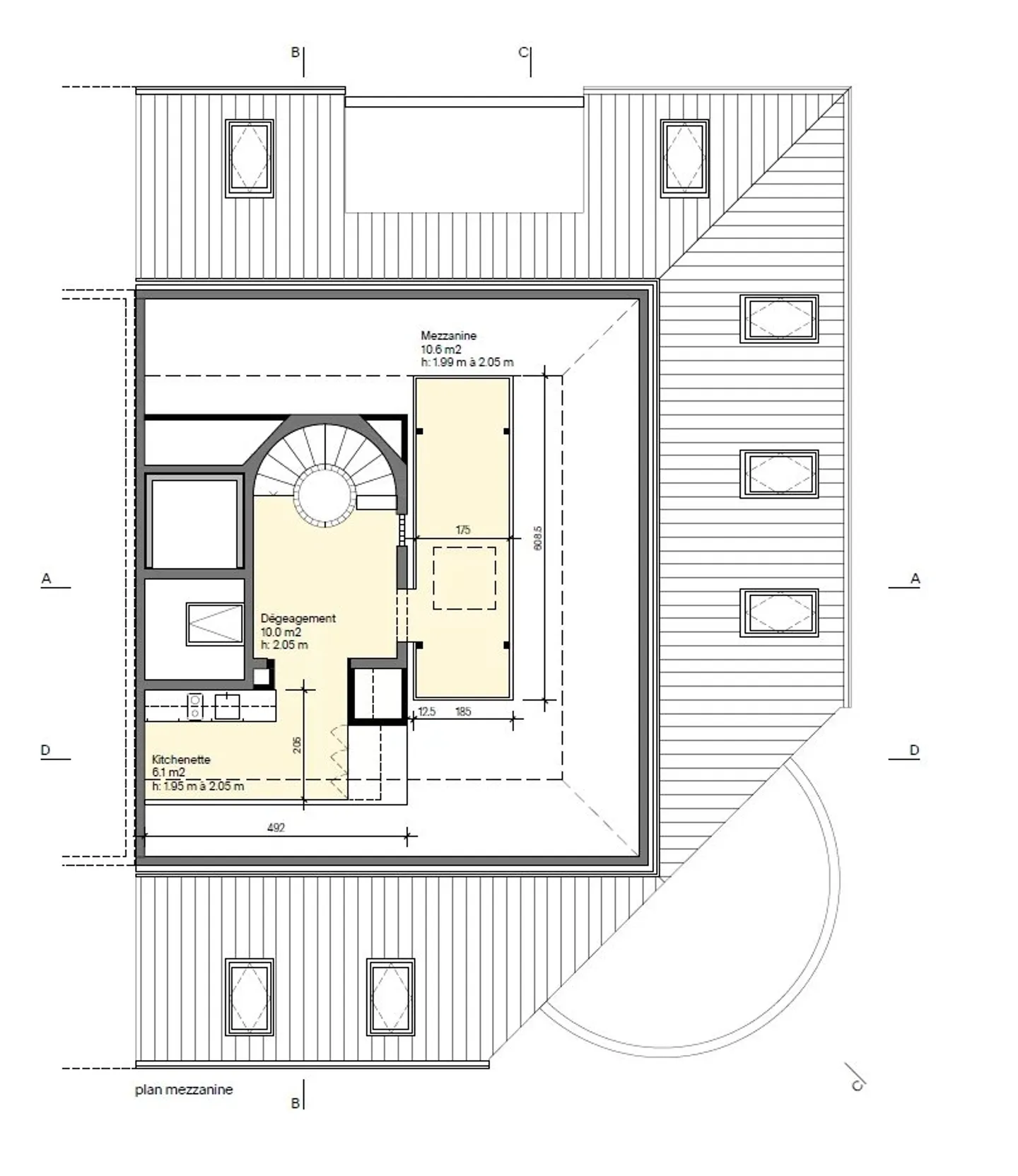 Les bureaux ont été entièrement rénovés et disposent de 2 terrasses dans les combles - Photo 13 sur 13