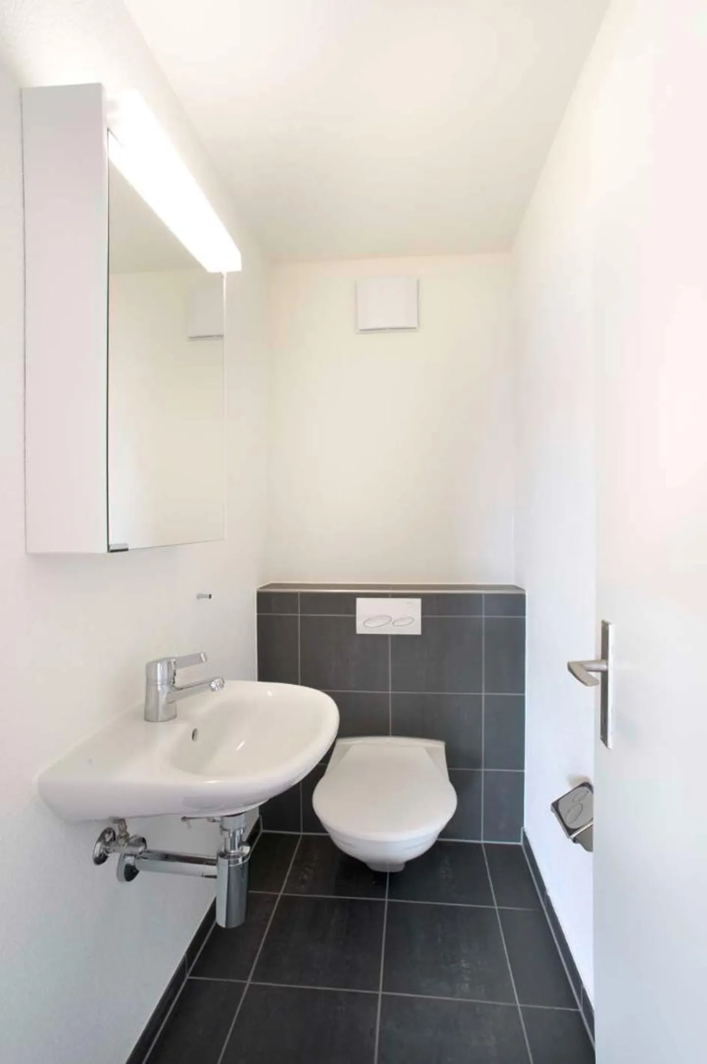 3.5 Room Apartment - Photo 5 of 9