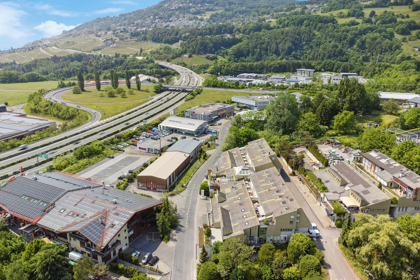 Spazio ufficio in affitto - Foto 4 di 12