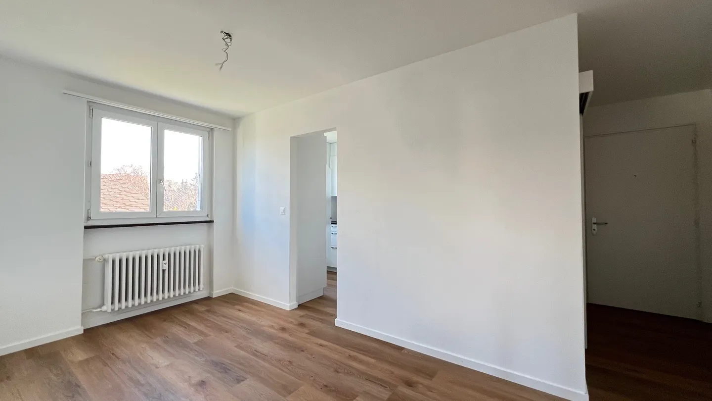 3.5 Room Apartment - Photo 5 of 12