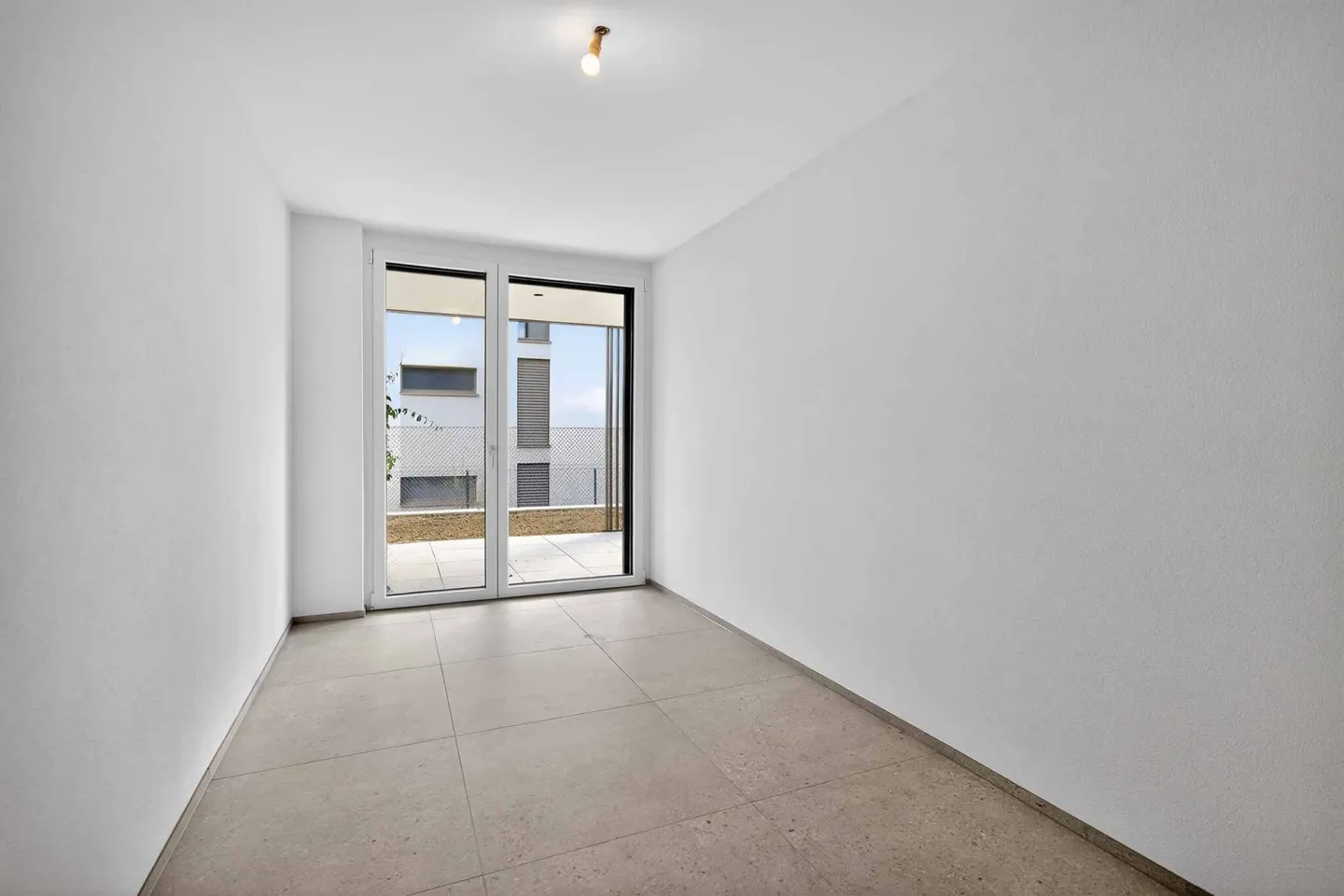 Apartment for rent - Photo 8 of 9