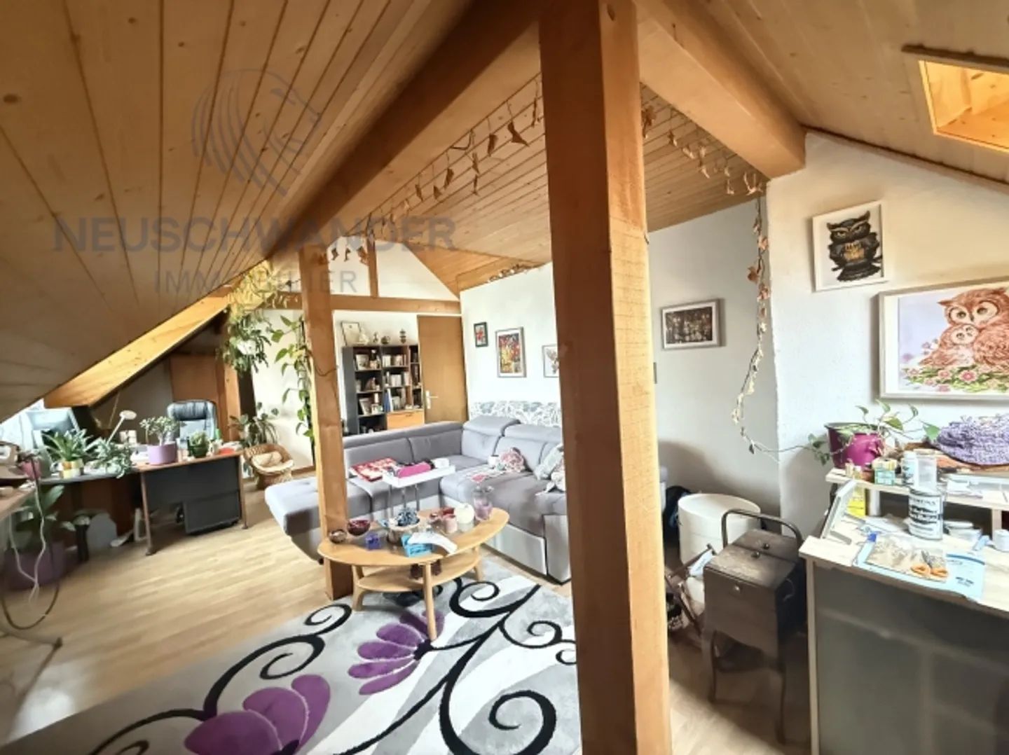 Spacious in the heart of a quiet neighborhood with an idyllic view - Photo 18 of 20