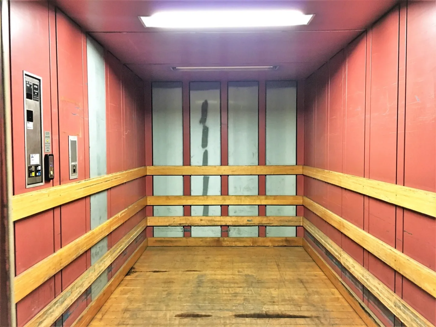 Ufficio di 330m2 - Vicino al centro città e all'autostrada di Neuchâtel - Foto 4 di 4