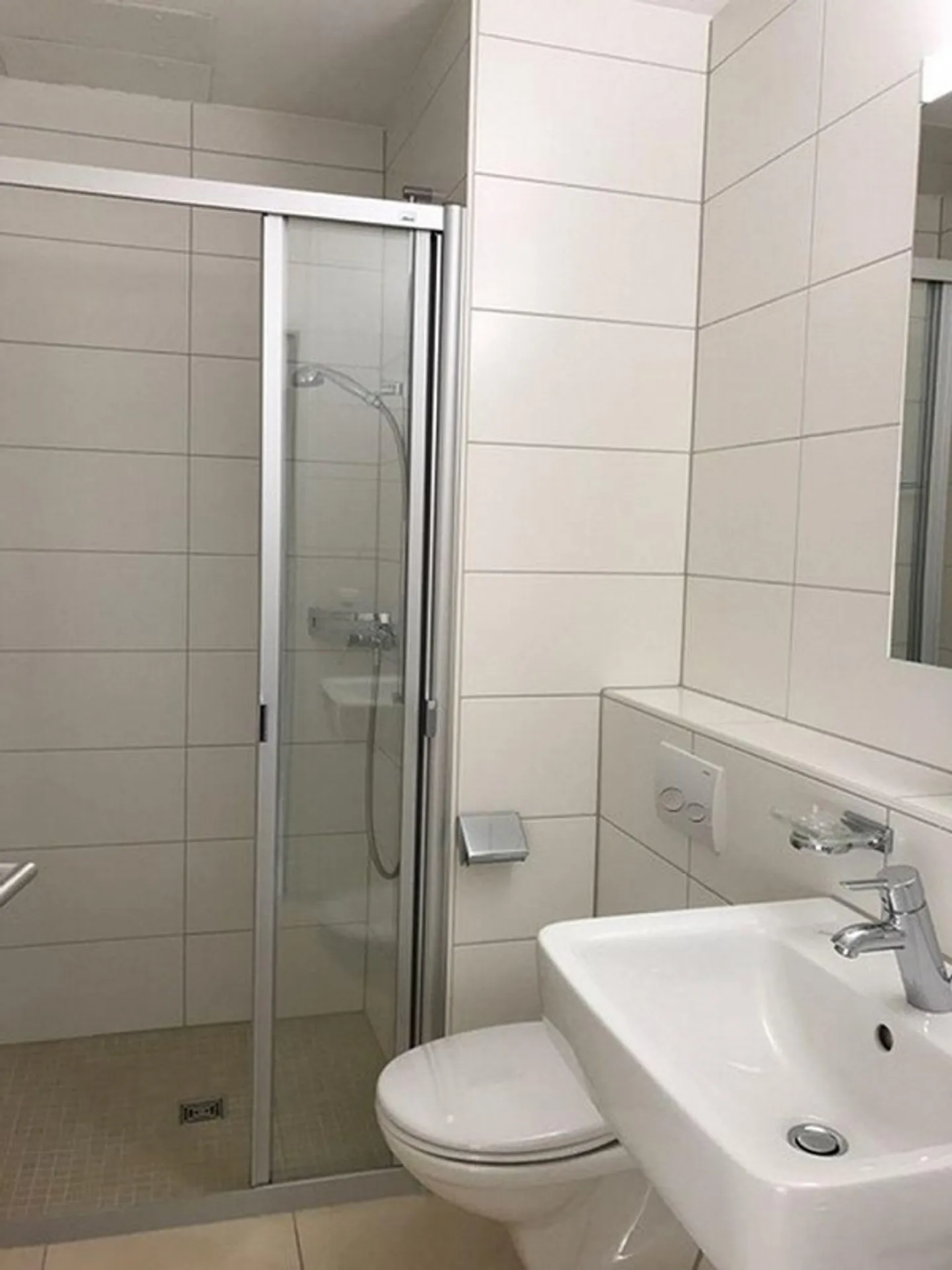 Moderno appartamento mansardato di 3,5 stanze a Kreuzlingen - Foto 7 di 11