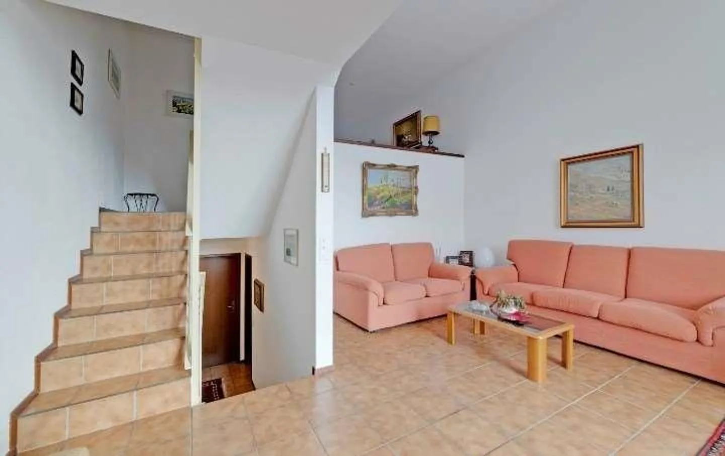 Seseglio (Chiasso) - Reihenhaus mit privatem Garten in bester Lage - Foto 1 von 13