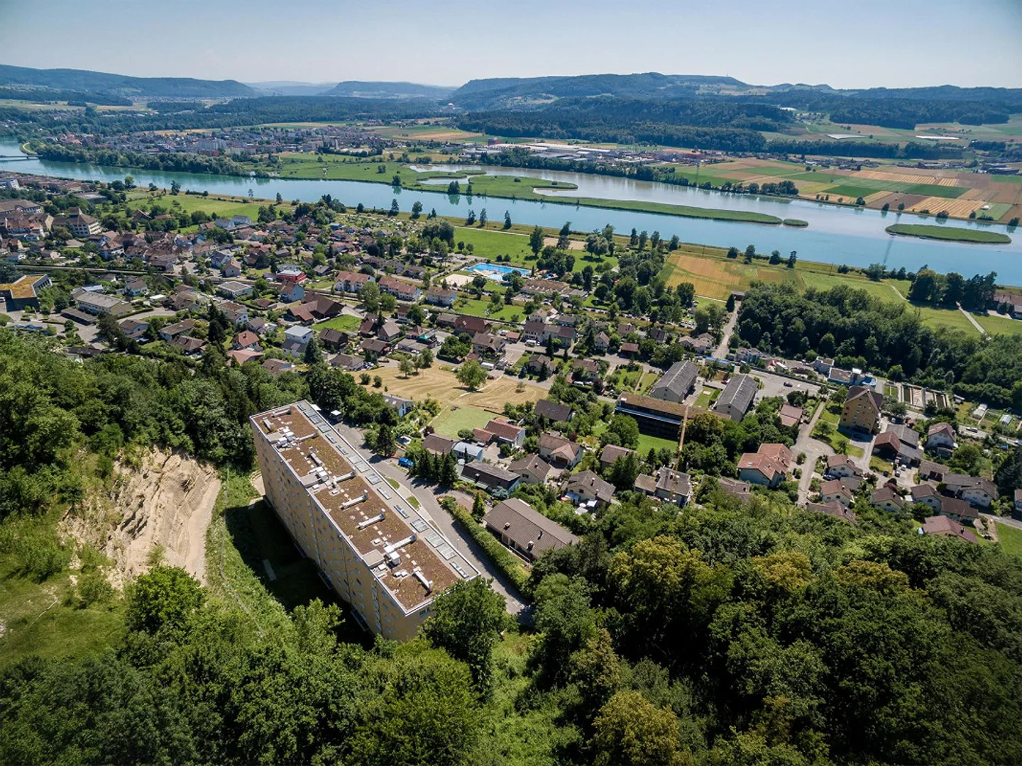 Appartement à louer - Photo 2 sur 9