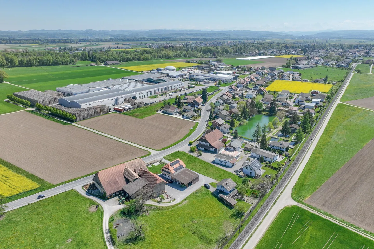 Vivre, façonner, arriver : Maison avec jardin en zone agricole - Photo 4 sur 12