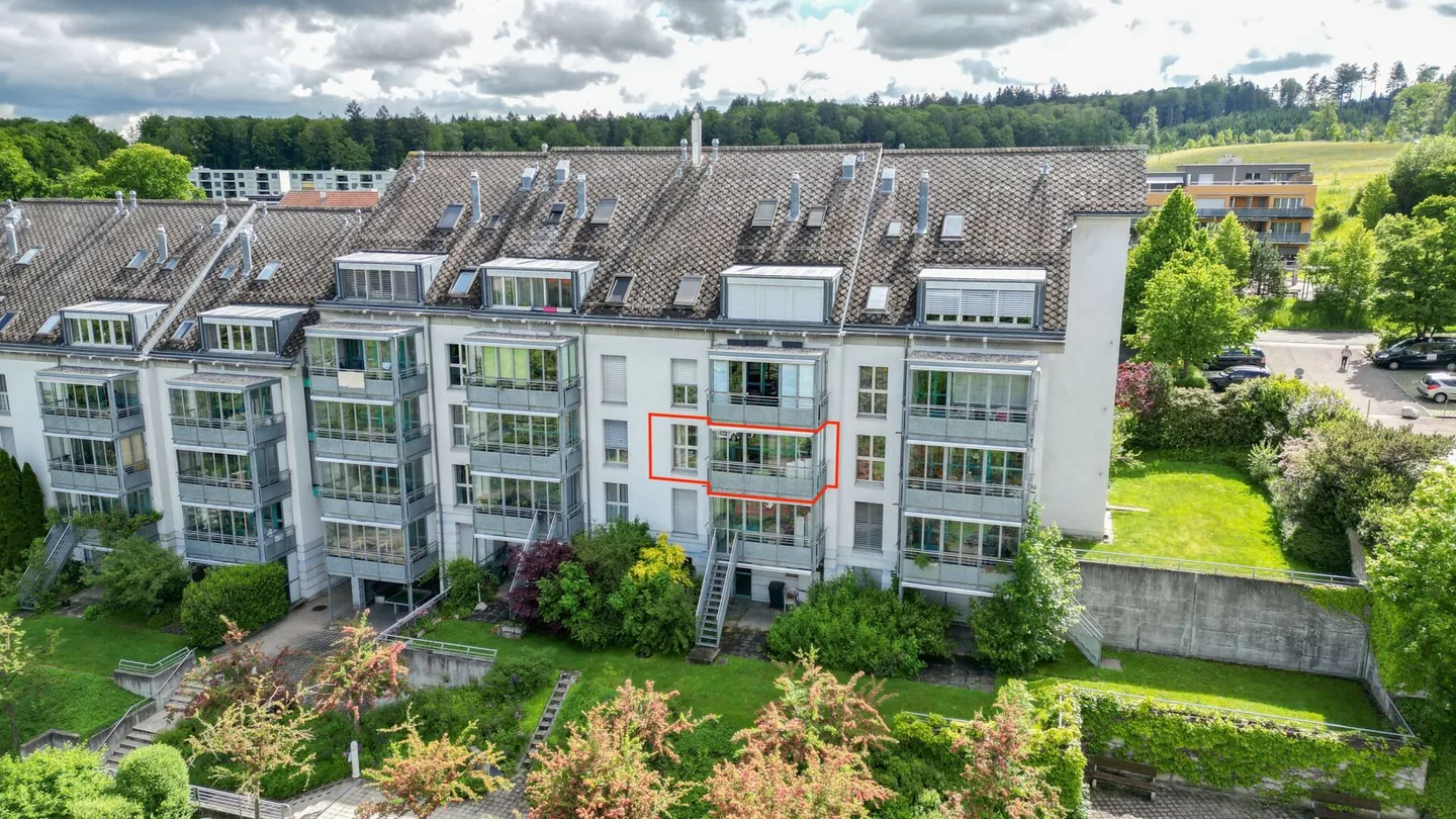 Charming 2.5-room apartment with cozy veranda - Photo 12 of 14