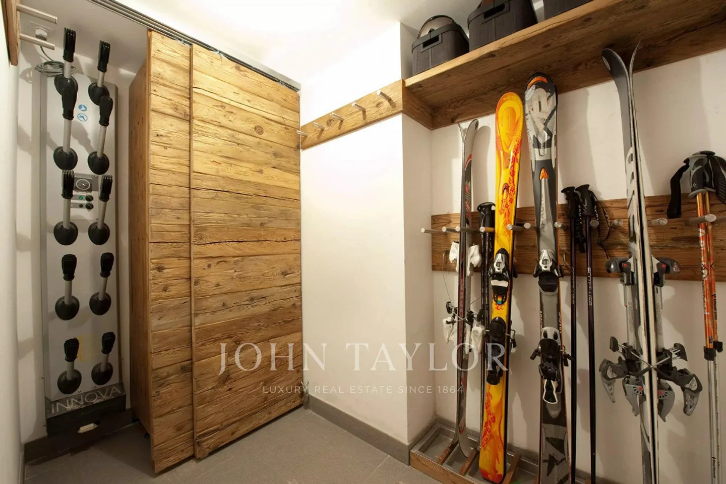 Appartamento Alpino Contemporaneo in Affitto – Verbier - Foto 11 di 12