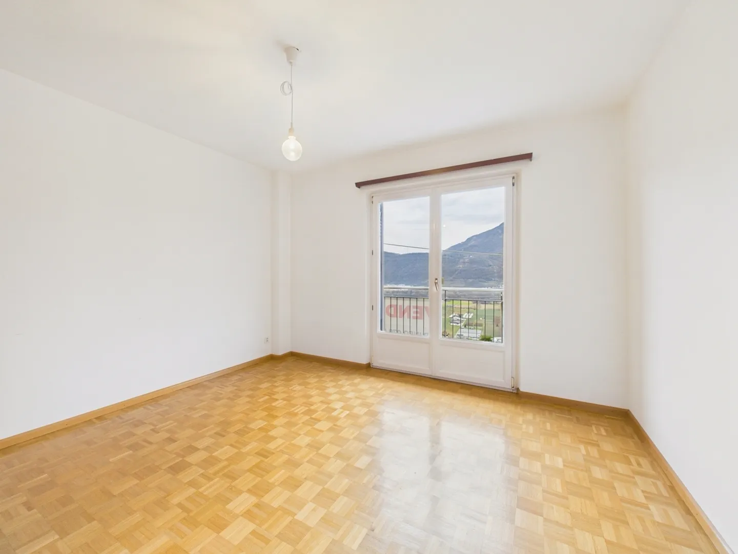 Single-family house in Agarone - Photo 6 of 9