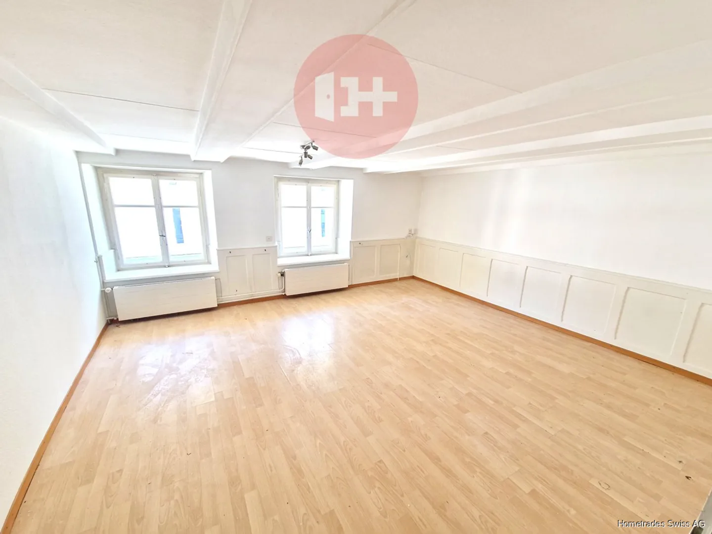 CASA MULTIFAMILIARE CON 3 APPARTAMENTI PER INVESTITORI PRIVATI! - Foto 2 di 11