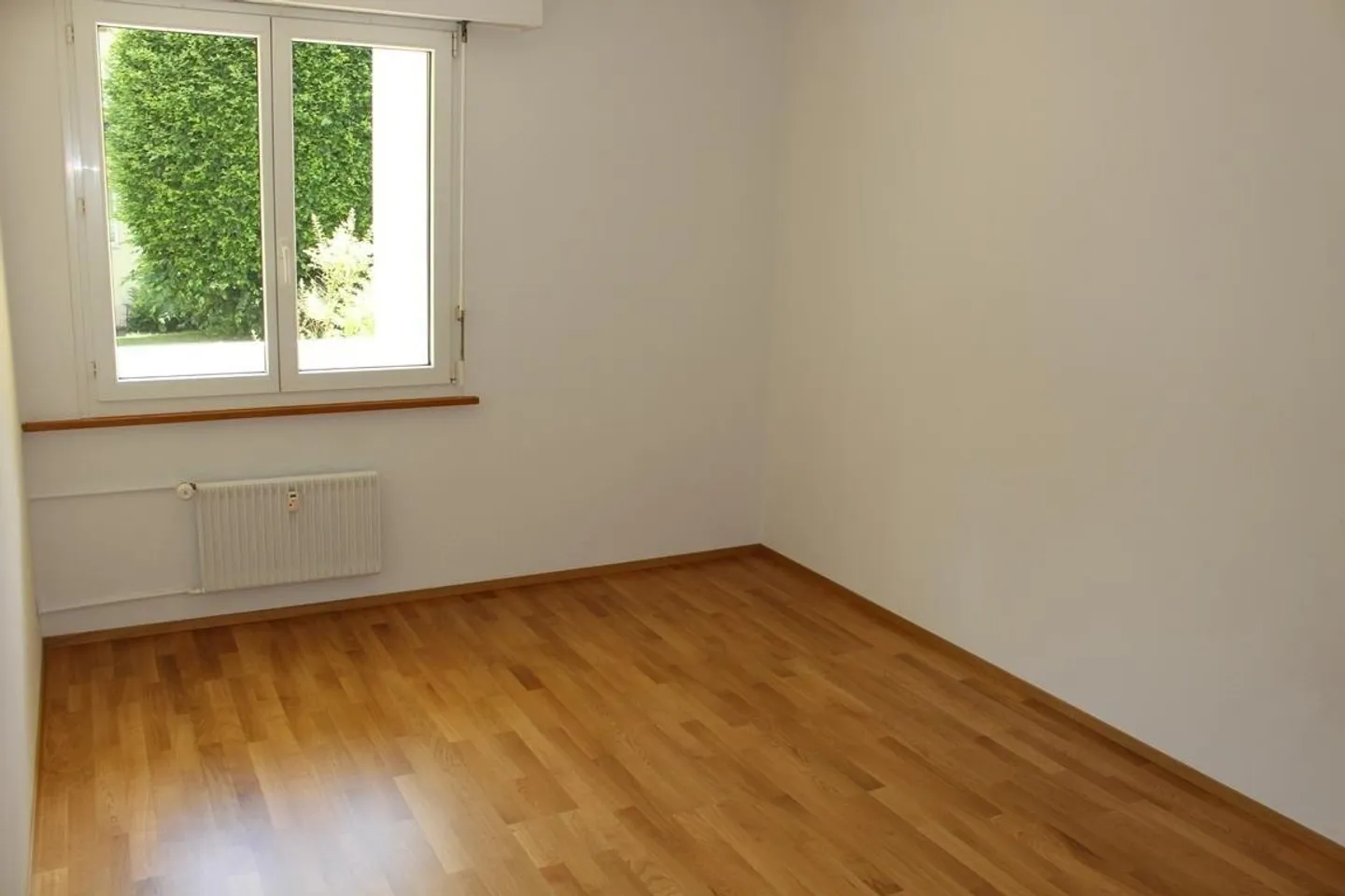 Appartement 2 pièces au rez-de-chaussée - Photo 2 sur 5