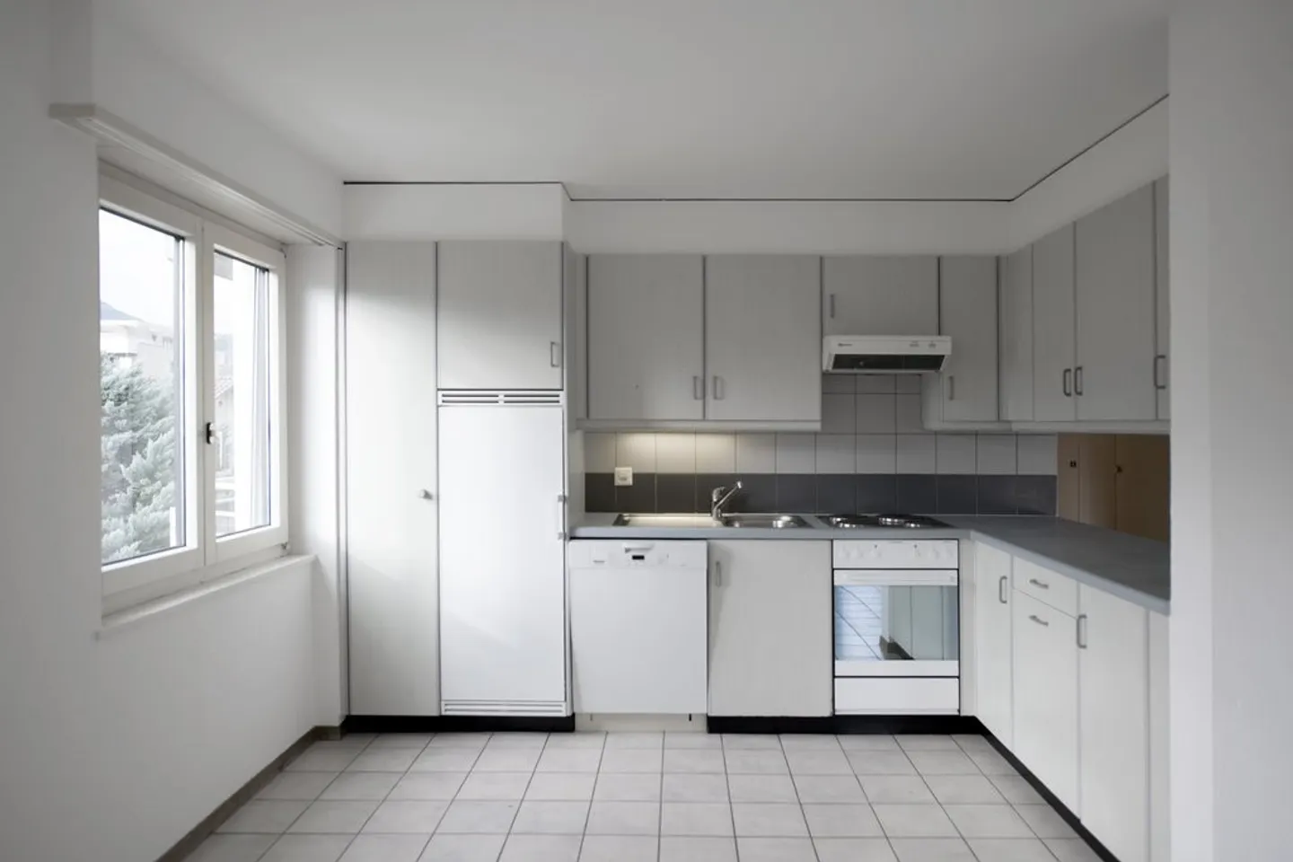 Renovierte Wohnung mit Balkonen - Foto 2 von 10