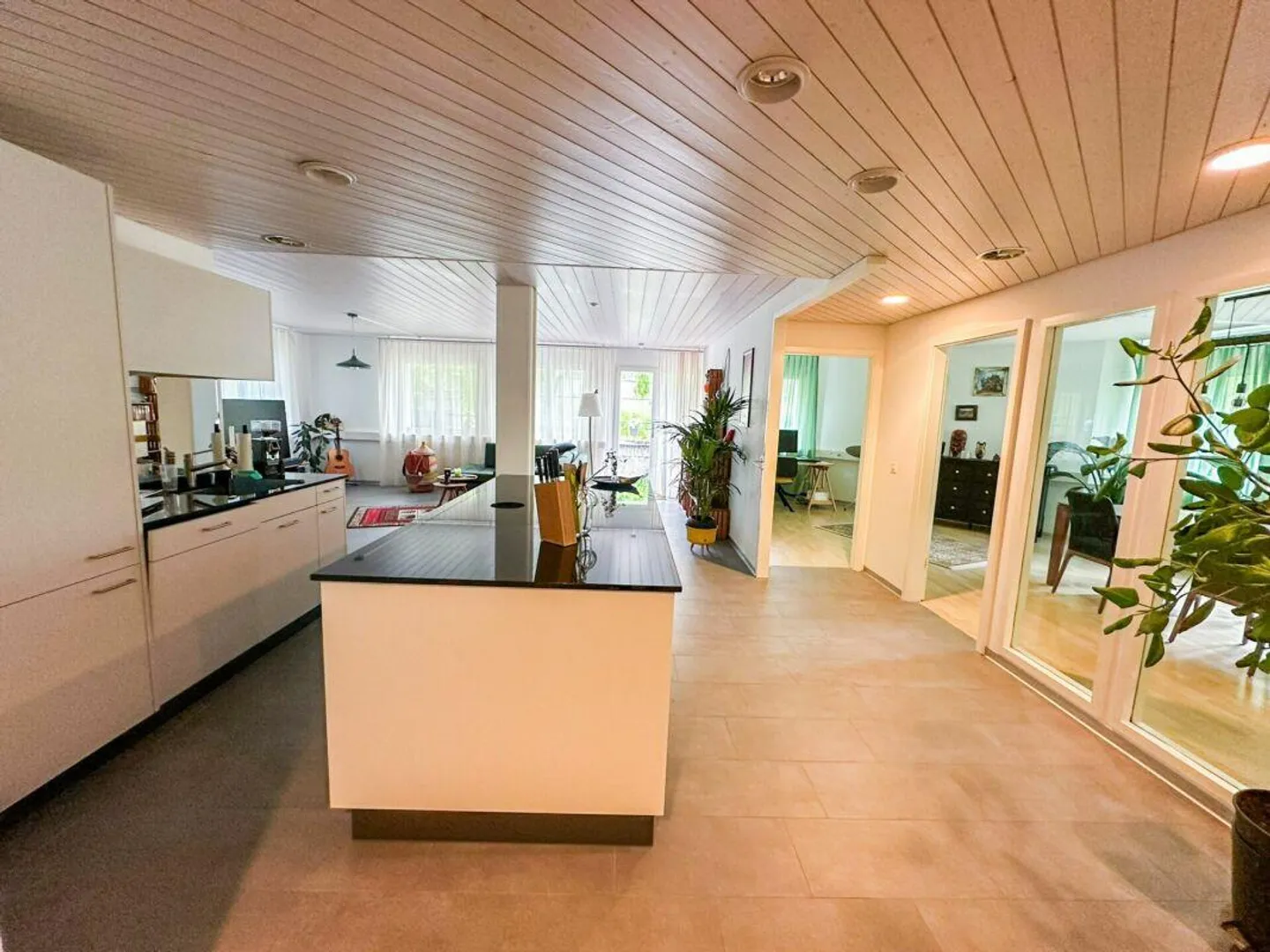 Maison multifamiliale avec six unités résidentielles - Photo 8 sur 14