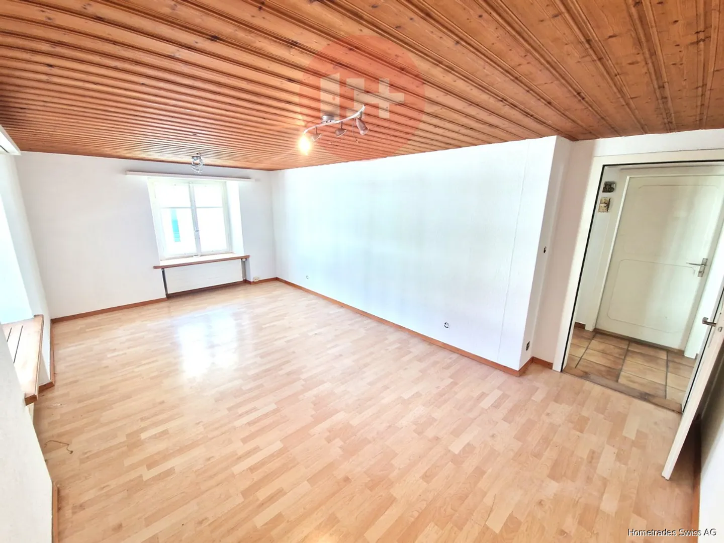 CASA MULTIFAMILIARE CON 3 APPARTAMENTI PER INVESTITORI PRIVATI! - Foto 4 di 11