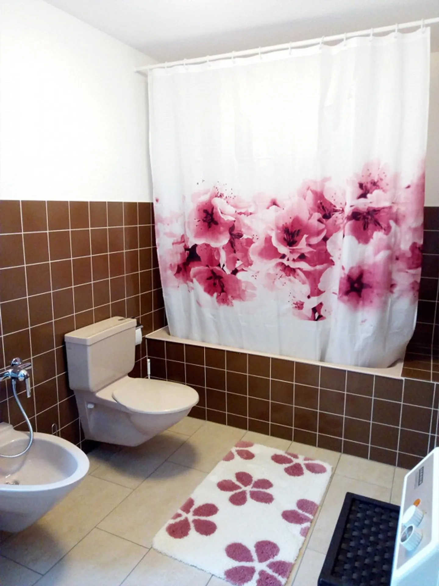 Beautiful apartment in a small multi-family house - Photo 10 of 12