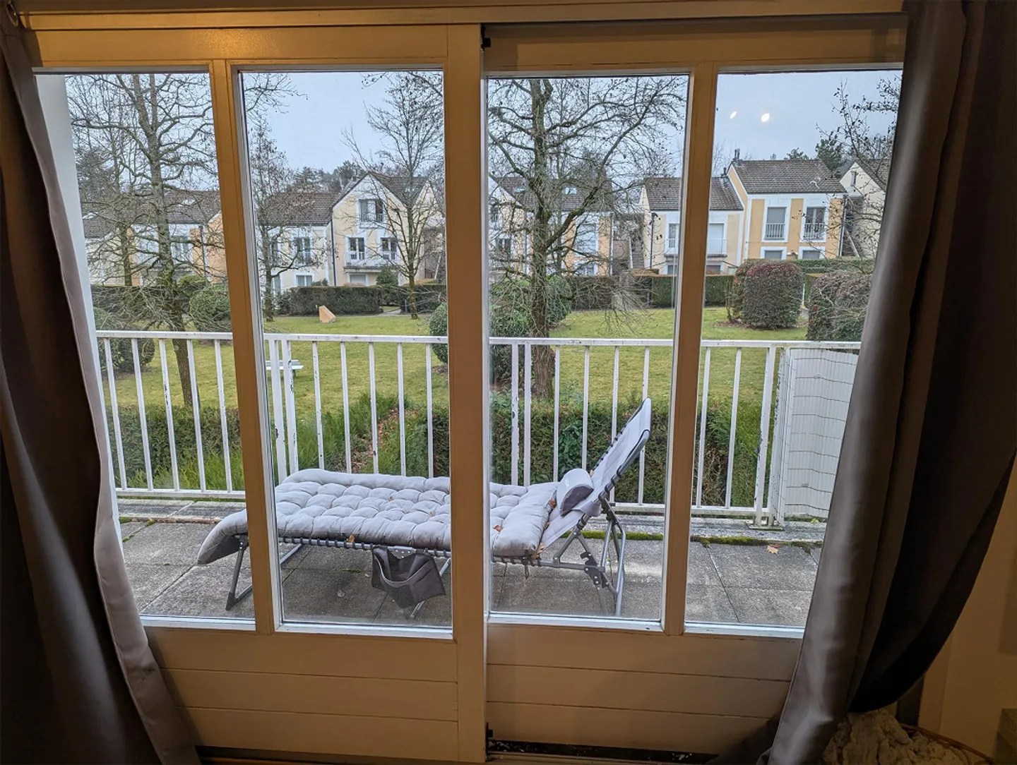 Charmant duplex de 4 pièces à Pregny-Chambésy avec proximité du lac - Photo 2 sur 12