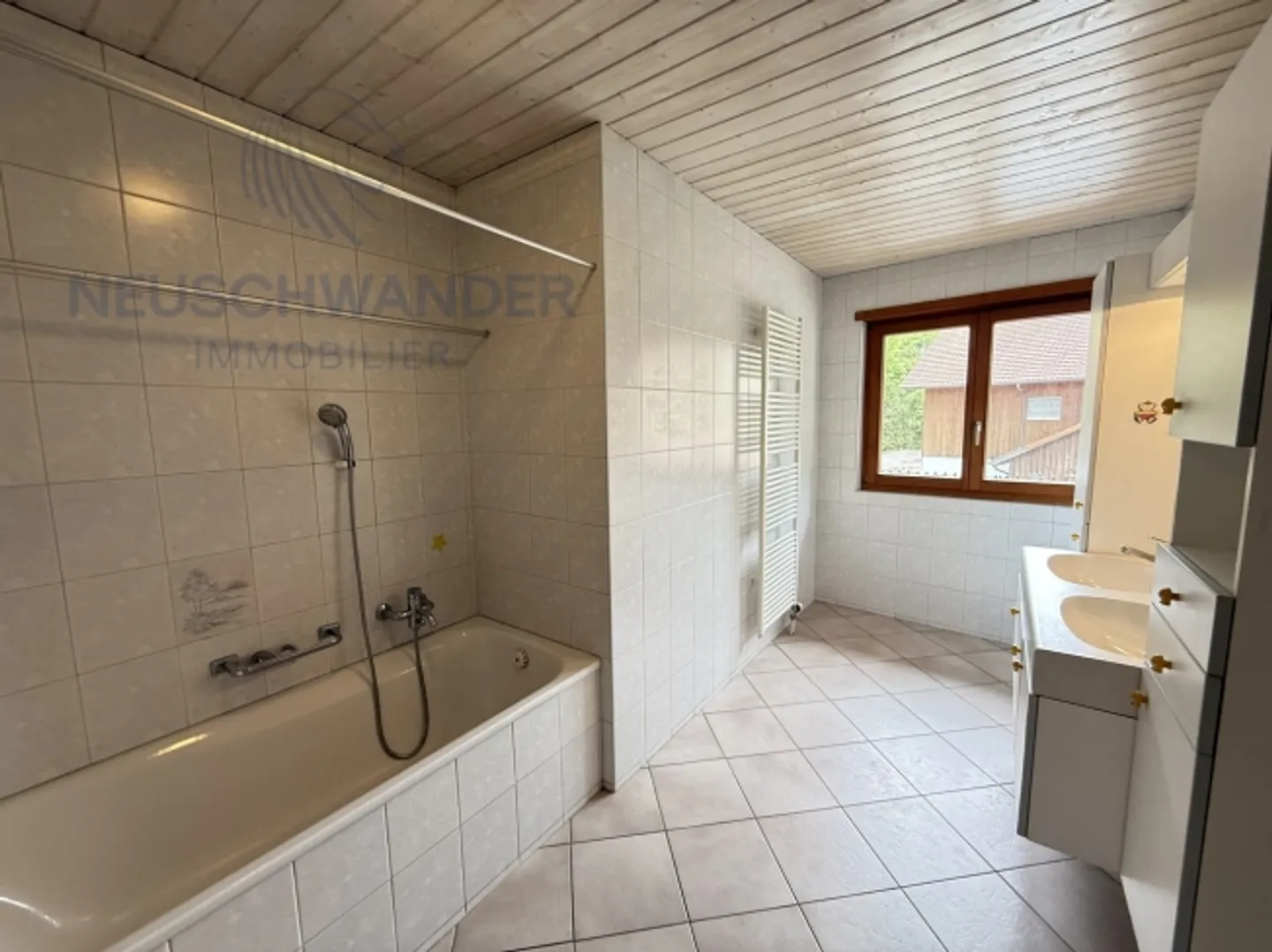 Dorfhaus mit 2 Wohnungen, Werkstatt und Grundstück - Foto 14 von 19