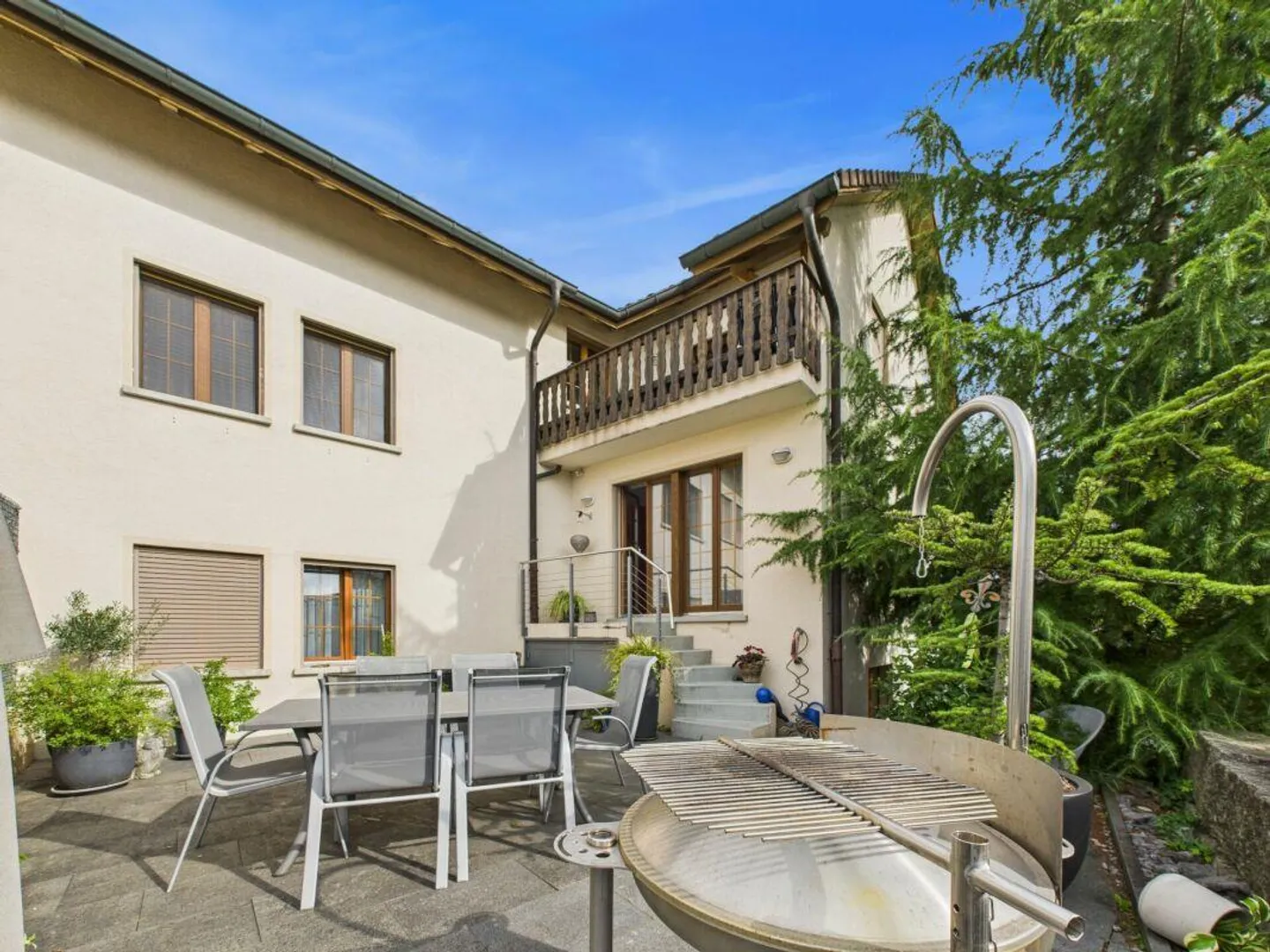 POSTO GIARDINO, OPZIONE PER INQUILINI E TANTO SPAZIO - Foto 1 di 6