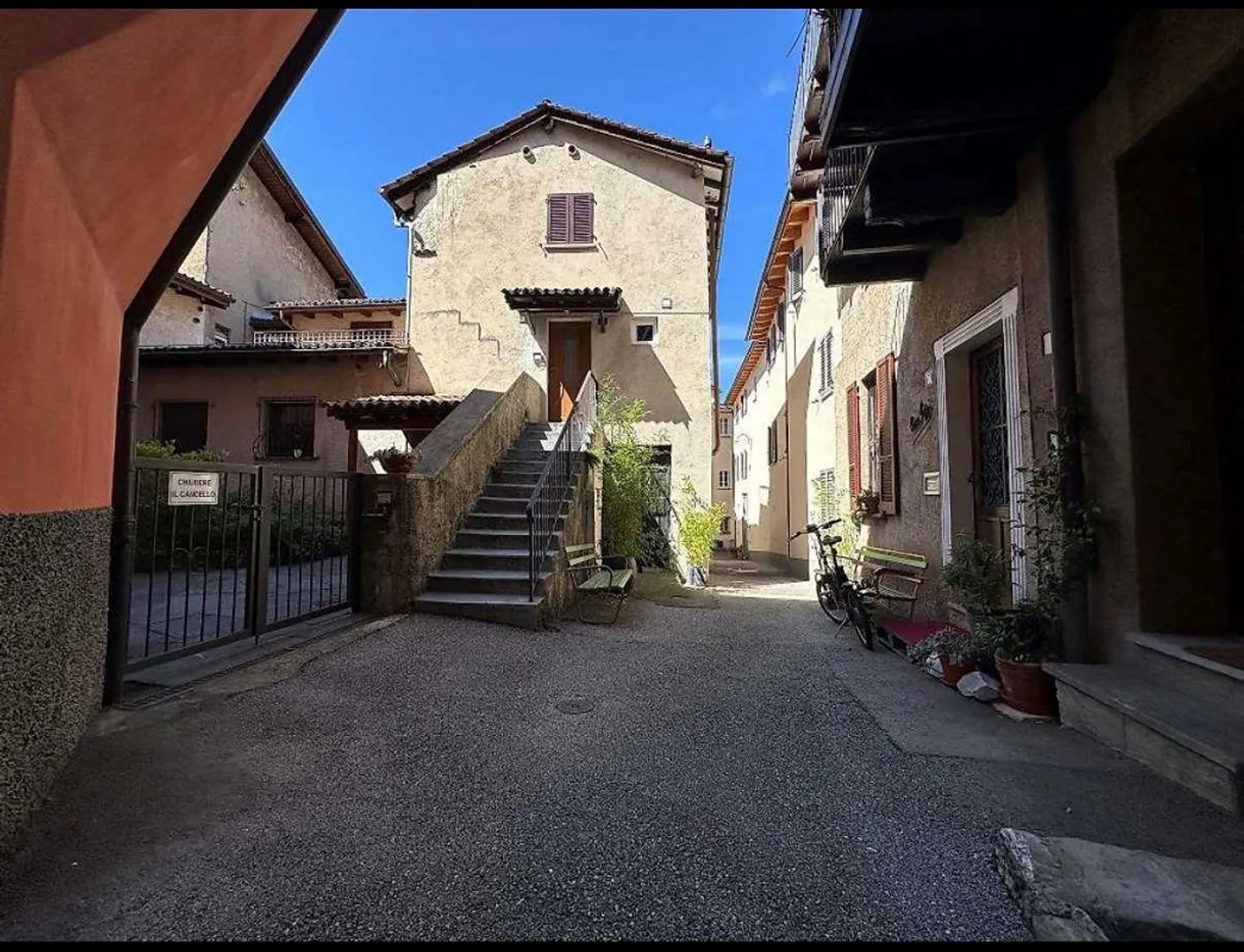 maison à Lugano - Photo 1 sur 5