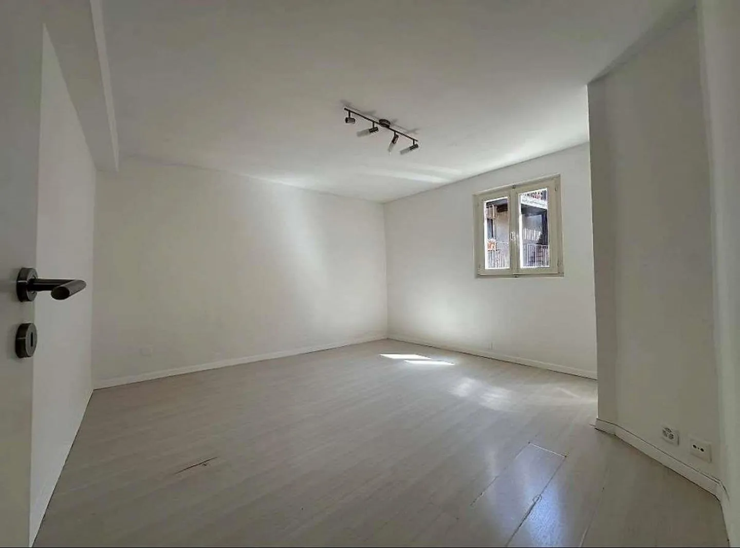 maison à Lugano - Photo 5 sur 5