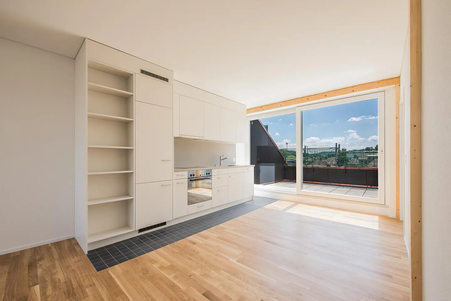 Moderne 2.5-Zimmer-Dachwohnung in beliebtem Veltheim-Quartier - Foto 3 von 9