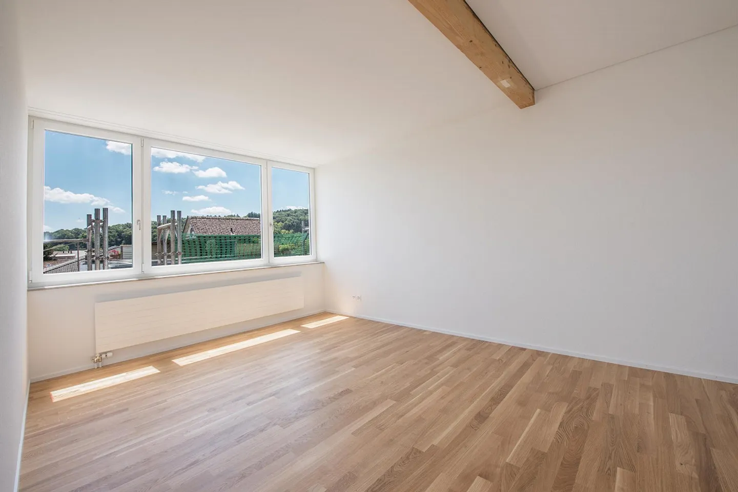 Moderne 2.5-Zimmer-Dachwohnung in beliebtem Veltheim-Quartier - Foto 4 von 9