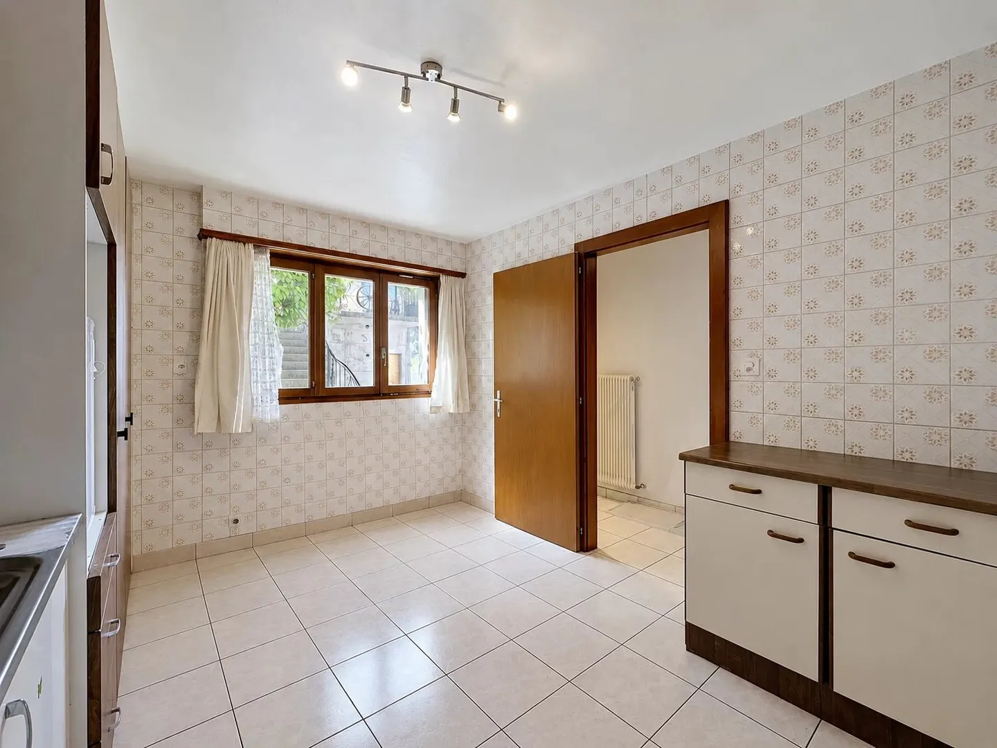 Appartement Charmant avec Vue Époustouflante - Photo 8 sur 13