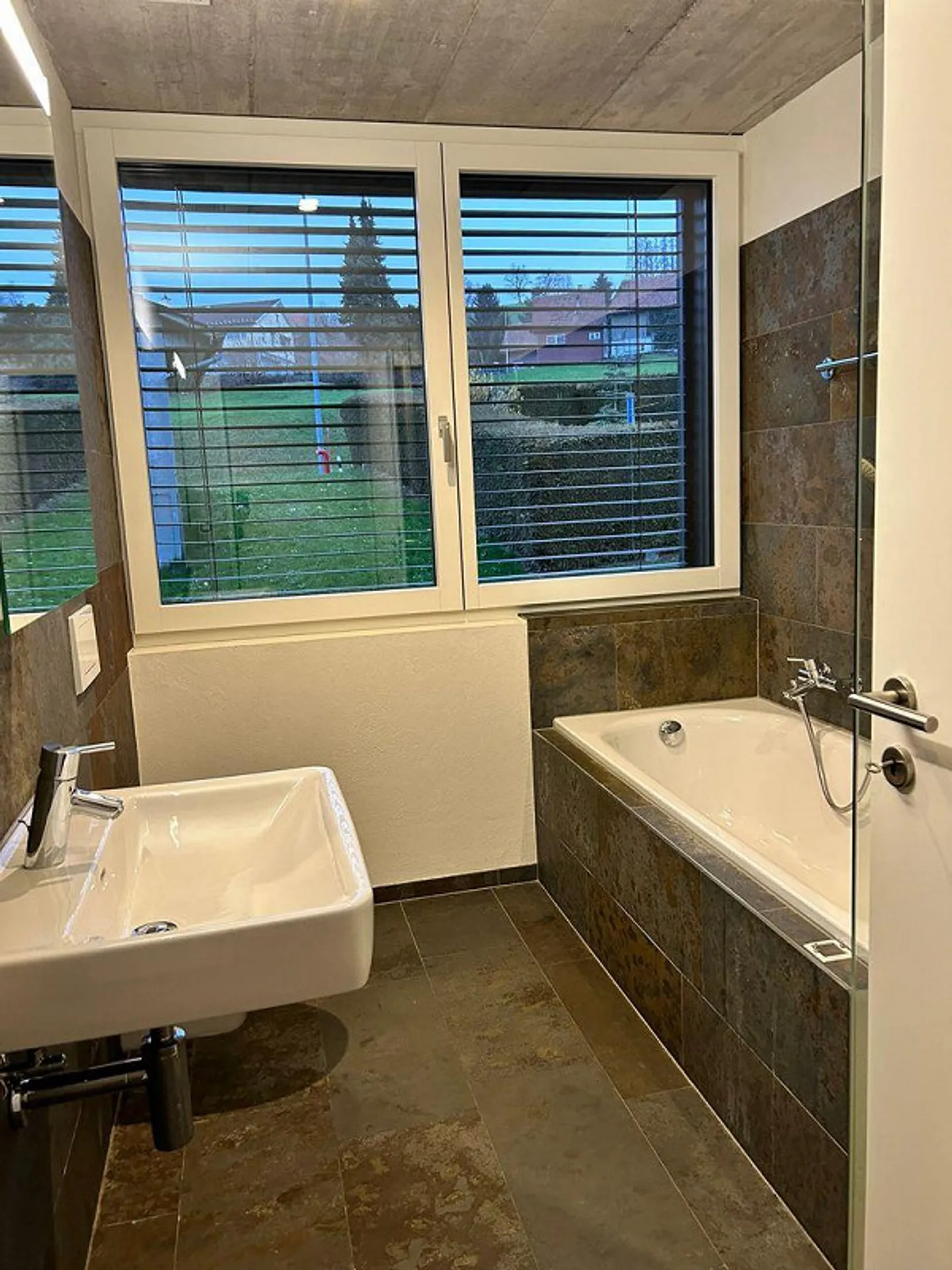 3.5-Room Apartment - Photo 5 of 8