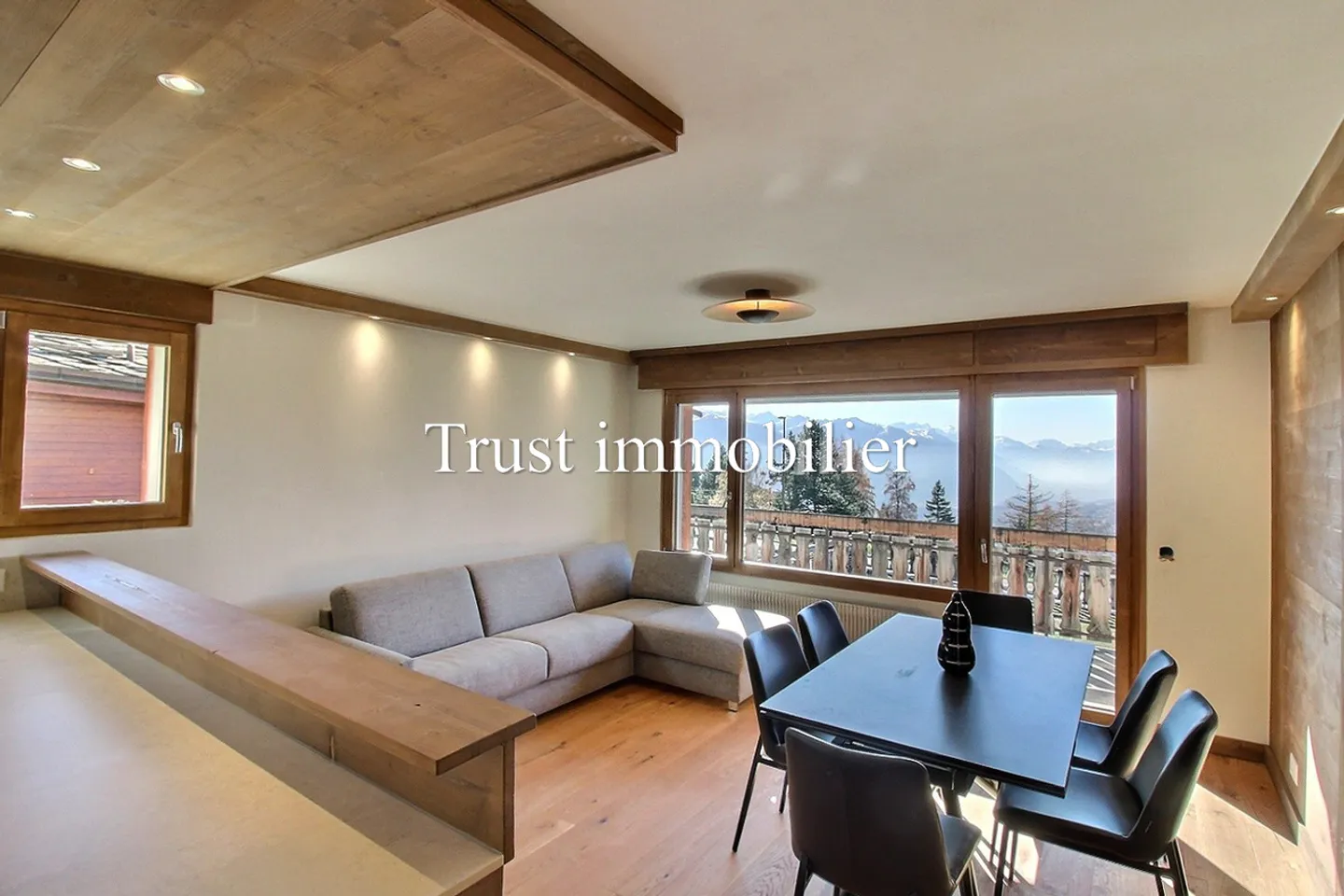 3008L. Ganzjährige Vermietung. Vollständig renovierte Wohnung - Foto 2 von 17