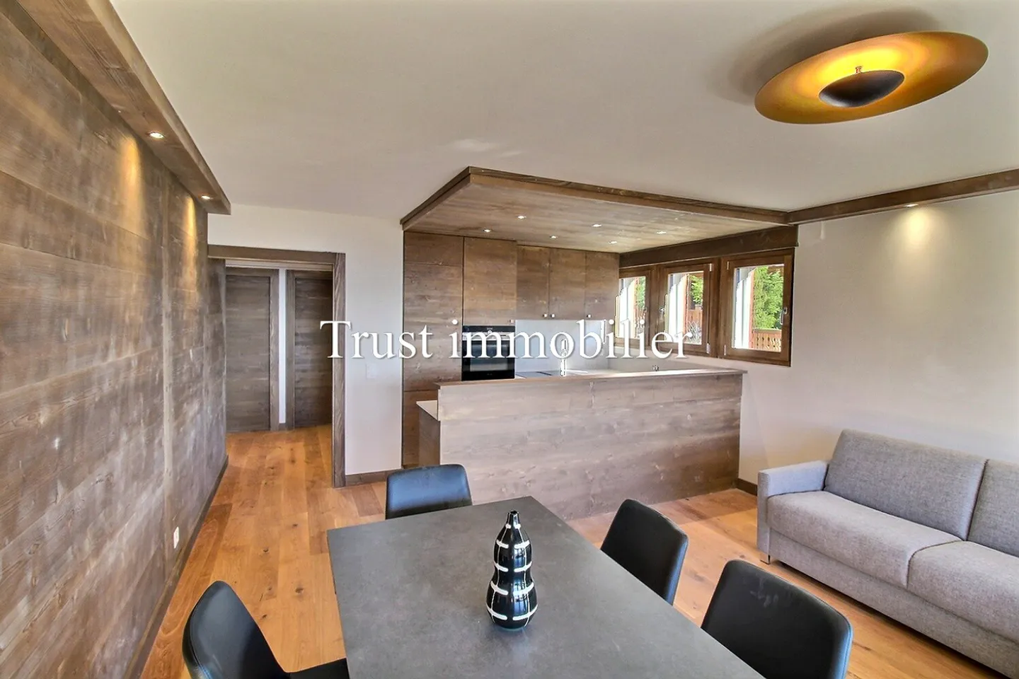 3008L. Ganzjährige Vermietung. Vollständig renovierte Wohnung - Foto 13 von 17