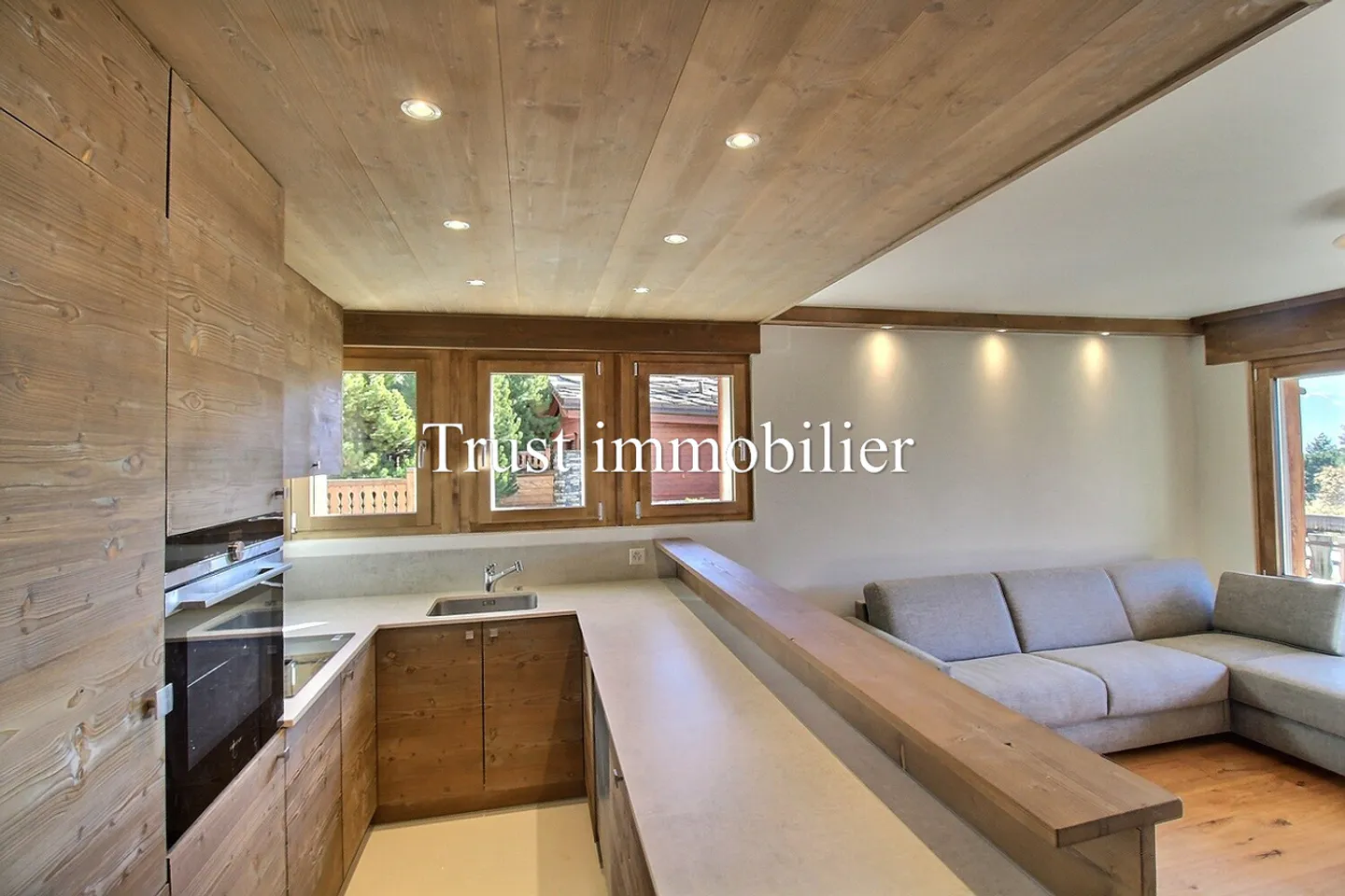 3008L. Ganzjährige Vermietung. Vollständig renovierte Wohnung - Foto 7 von 17