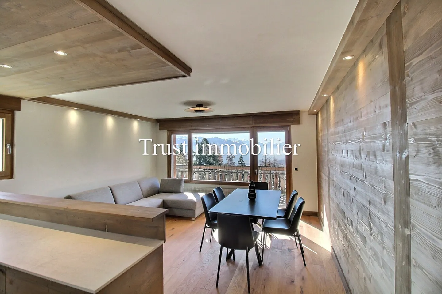 3008L. Ganzjährige Vermietung. Vollständig renovierte Wohnung - Foto 8 von 17