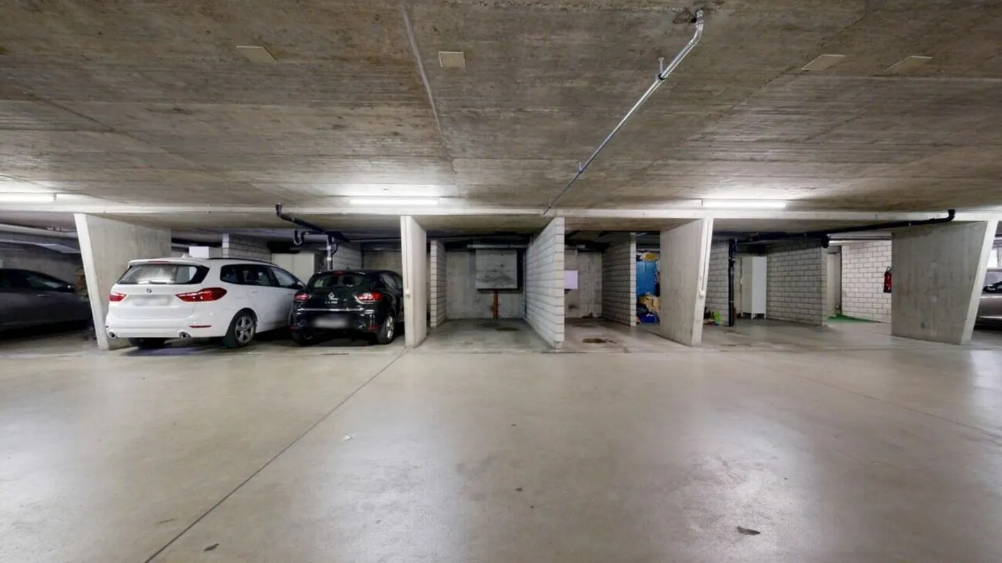 gemütliche Wohnung mit grosszügigem Balkon, Keller und Einstellhallenplatz - Foto 11 von 14