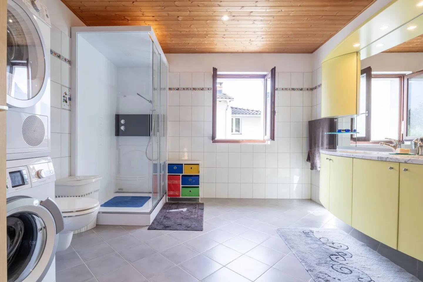 CUGNASCO - Mehrfamilienhaus mit großzügigen Wohnräumen - Foto 6 von 13